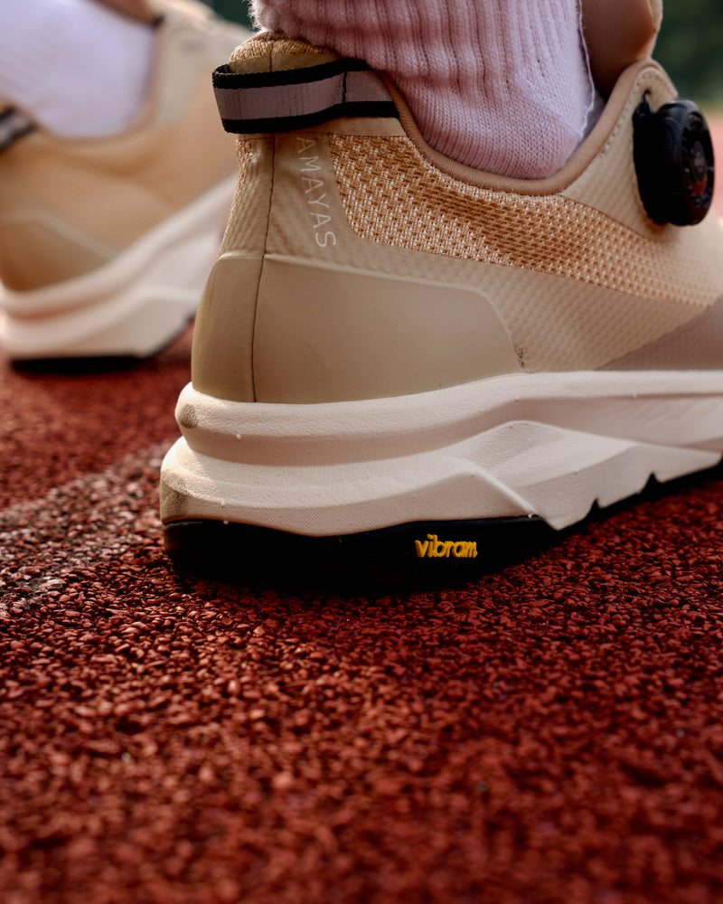 AMAYAS V1 Desert Khaki shoe with Vibram sole gripping wet surface for non-slip walking